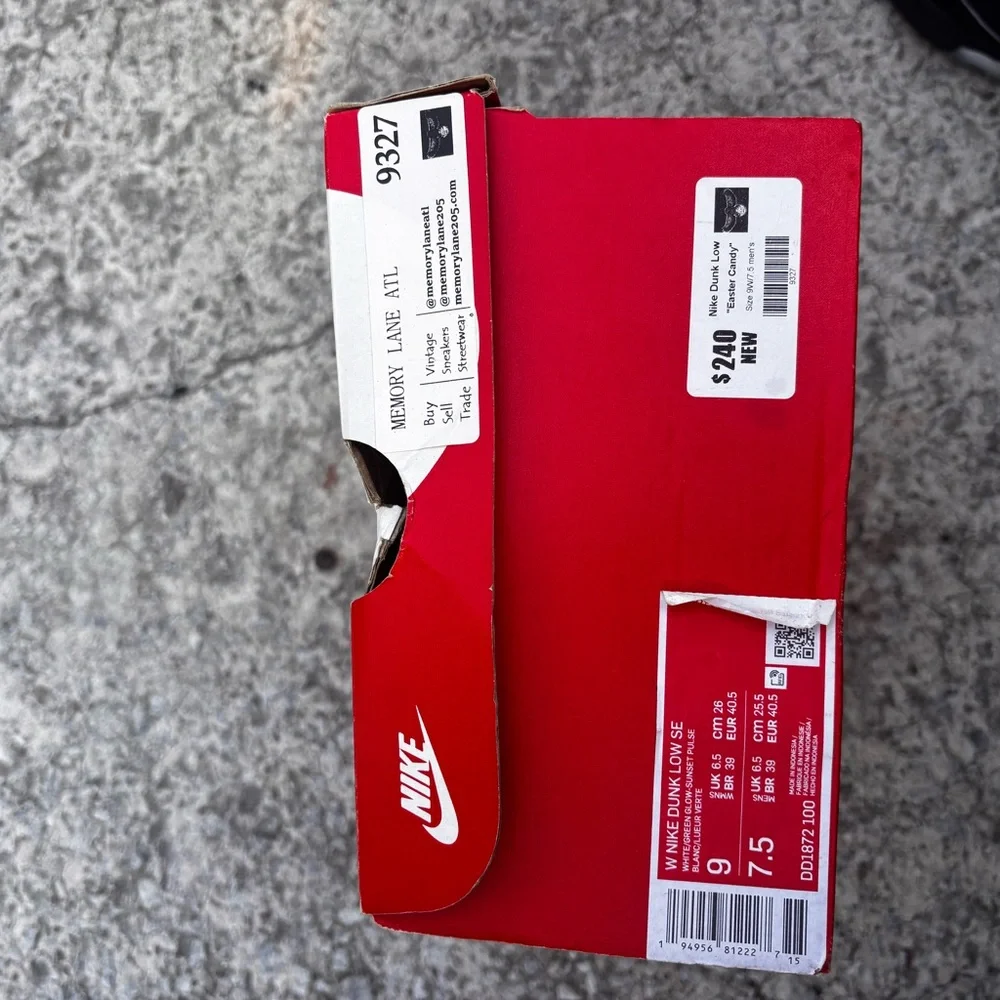 Nike Dunk Low - Picture 5 of 5